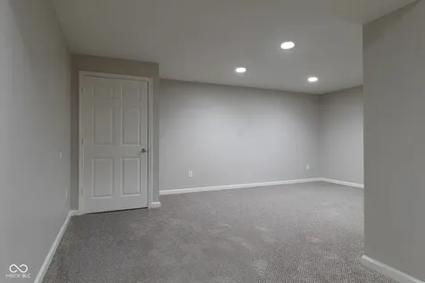 12330 Twyckenham Drive Fishers IN 46037