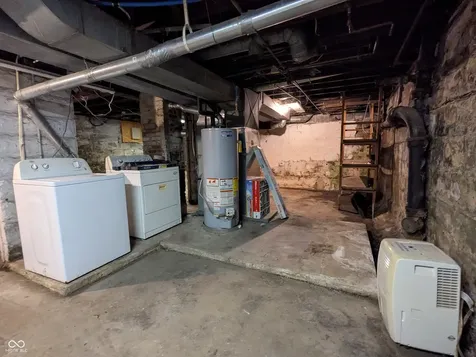 2402 E 16th Street Indianapolis IN 46201