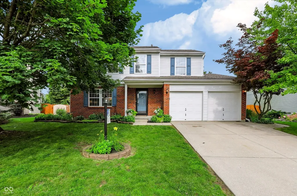 869 Waveland Lane Greenwood IN 46143