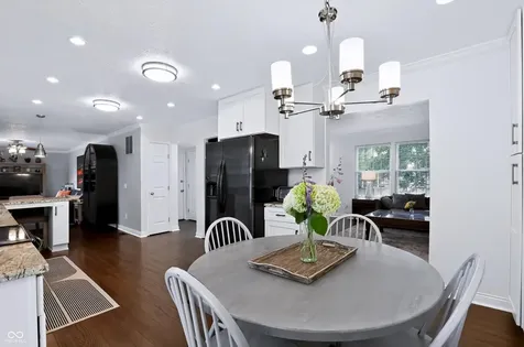 869 Waveland Lane Greenwood IN 46143