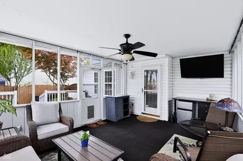 869 Waveland Lane Greenwood IN 46143