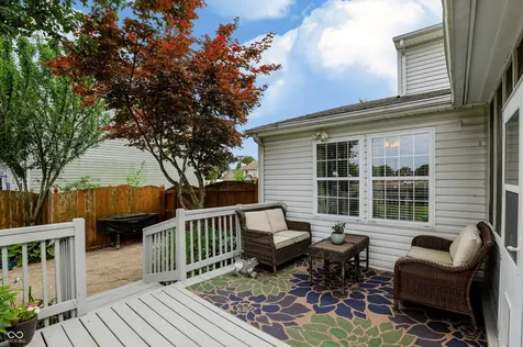 869 Waveland Lane Greenwood IN 46143