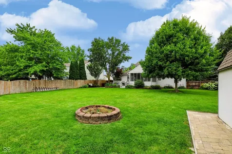 869 Waveland Lane Greenwood IN 46143