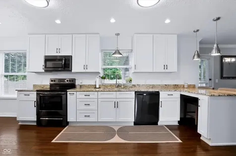 869 Waveland Lane Greenwood IN 46143