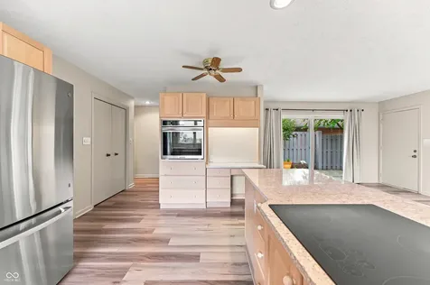 2365 Glenview Drive Columbus IN 47203