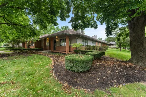 2365 Glenview Drive Columbus IN 47203