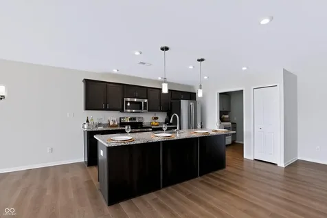 113 Maxim Court Indianapolis IN 46229