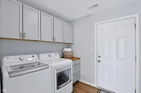 113 Maxim Court Indianapolis IN 46229