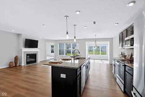 113 Maxim Court Indianapolis IN 46229