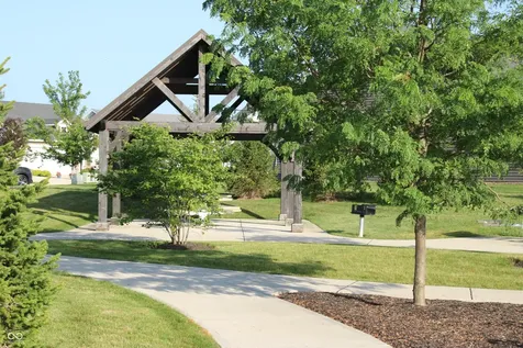 113 Maxim Court Indianapolis IN 46229