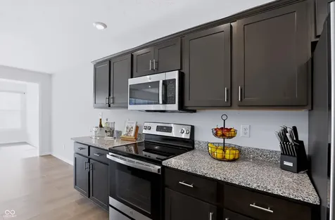 113 Maxim Court Indianapolis IN 46229