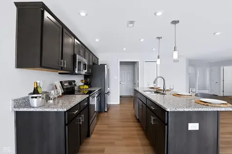 113 Maxim Court Indianapolis IN 46229
