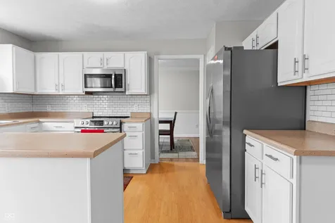 6951 Governors Pointe Boulevard Indianapolis IN 46217
