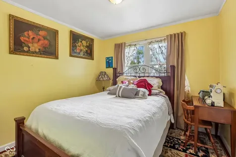 186 N 8th Avenue Beech Grove IN 46107
