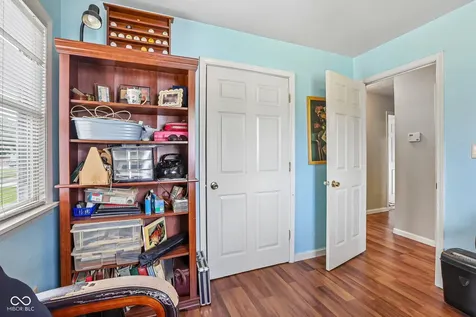 186 N 8th Avenue Beech Grove IN 46107