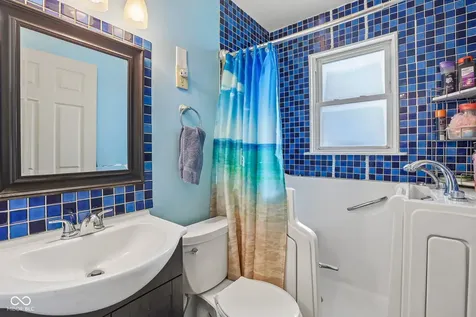 186 N 8th Avenue Beech Grove IN 46107