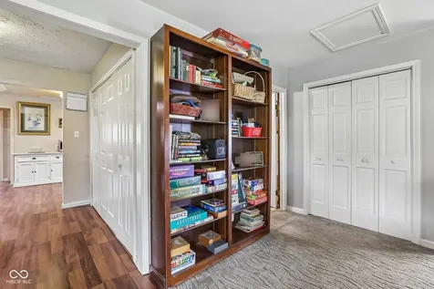 186 N 8th Avenue Beech Grove IN 46107
