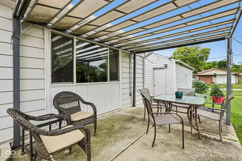 186 N 8th Avenue Beech Grove IN 46107