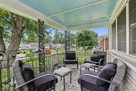 186 N 8th Avenue Beech Grove IN 46107