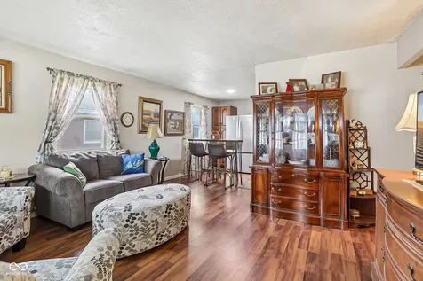 186 N 8th Avenue Beech Grove IN 46107