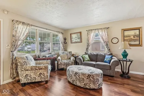 186 N 8th Avenue Beech Grove IN 46107