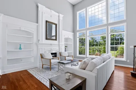 2569 Dawn Ridge Carmel IN 46074