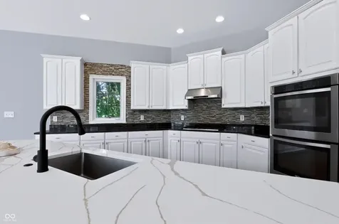 2569 Dawn Ridge Carmel IN 46074