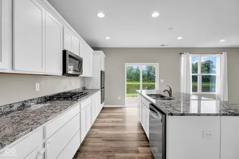 2241 Creek Bank Drive Columbus IN 47201