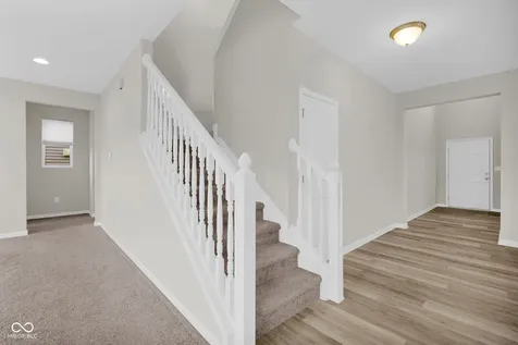 2241 Creek Bank Drive Columbus IN 47201