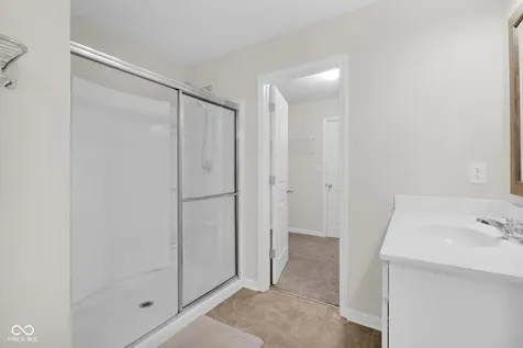 2241 Creek Bank Drive Columbus IN 47201