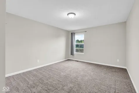 2241 Creek Bank Drive Columbus IN 47201