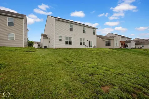 2241 Creek Bank Drive Columbus IN 47201