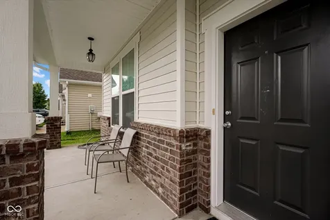 2241 Creek Bank Drive Columbus IN 47201