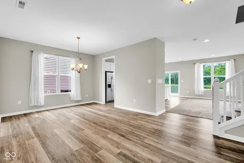 2241 Creek Bank Drive Columbus IN 47201