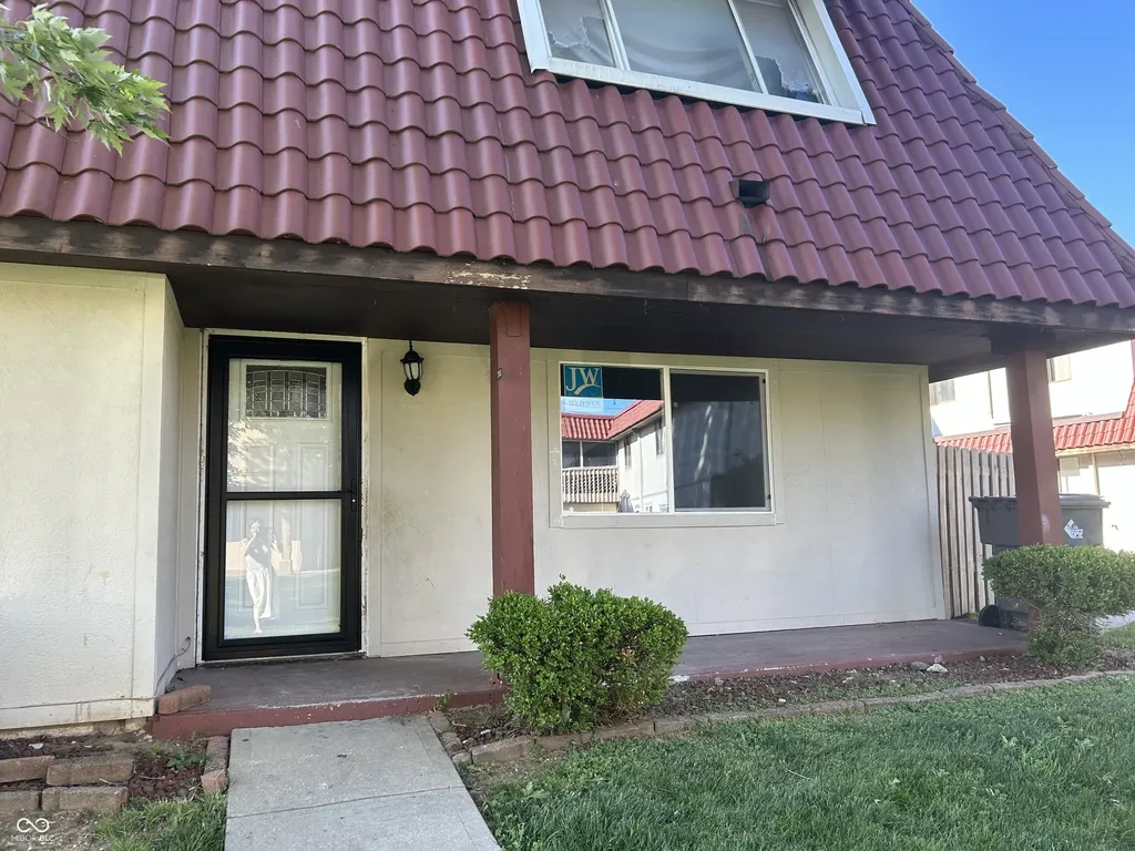 2703 Palo Verde Indianapolis IN 46227