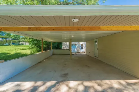 115 E Chester Drive Ellettsville IN 47429