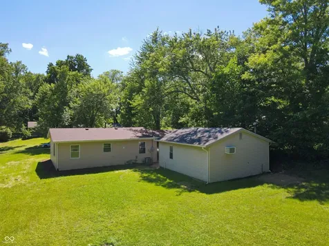 115 E Chester Drive Ellettsville IN 47429