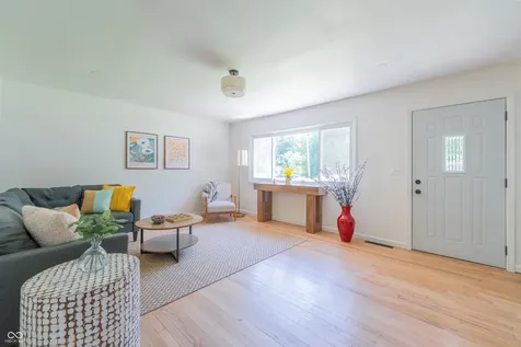 115 E Chester Drive Ellettsville IN 47429