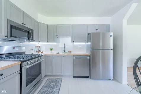 115 E Chester Drive Ellettsville IN 47429