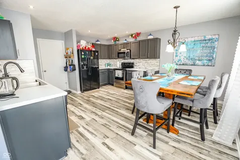 11505 Presidio Drive Indianapolis IN 46235