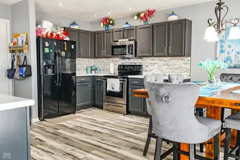 11505 Presidio Drive Indianapolis IN 46235