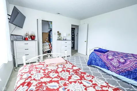 11505 Presidio Drive Indianapolis IN 46235