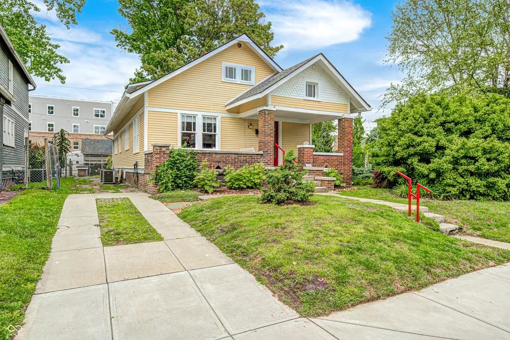 2820 Ruckle Street Indianapolis IN 46205