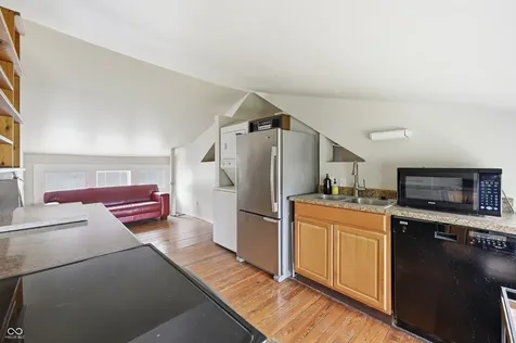 2820 Ruckle Street Indianapolis IN 46205