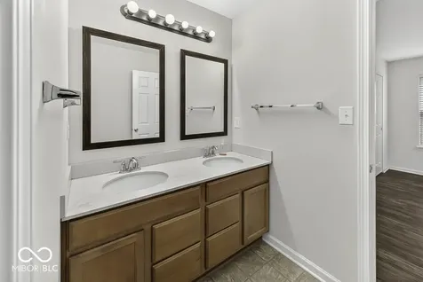 11724 Whisperwood Way Fishers IN 46037