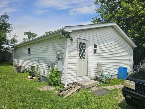 7903 Church Coatesville IN 46121