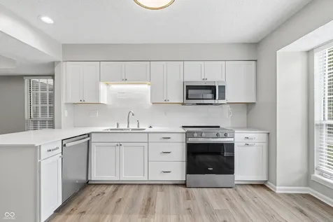 9580 Bay Vista E Drive E Indianapolis IN 46250
