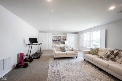 16816 Oxbow Drive Westfield IN 46074