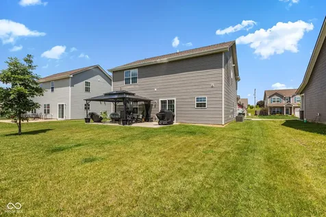 468 Tracewood Bend Greenfield IN 46140