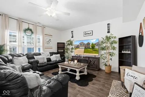 468 Tracewood Bend Greenfield IN 46140